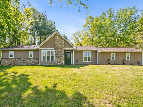12639 Catawba Rd, Troutville, VA 24175