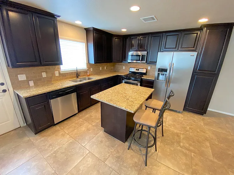 13336 Jonathan Elias Ct — Photo 8