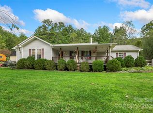 847 Bee Tree Rd, Swannanoa, NC 28778