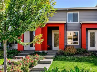 9884 7th Ave SW, Seattle, WA 98106