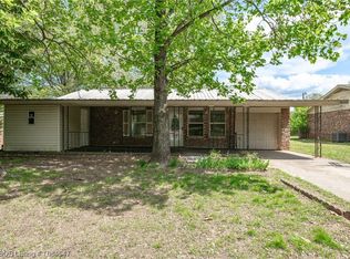 1502 14th Cir, Barling, AR 72923