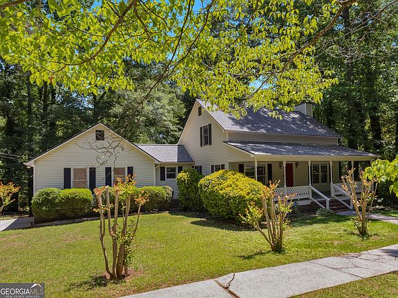 3rd image of 12 Crabapple Cir