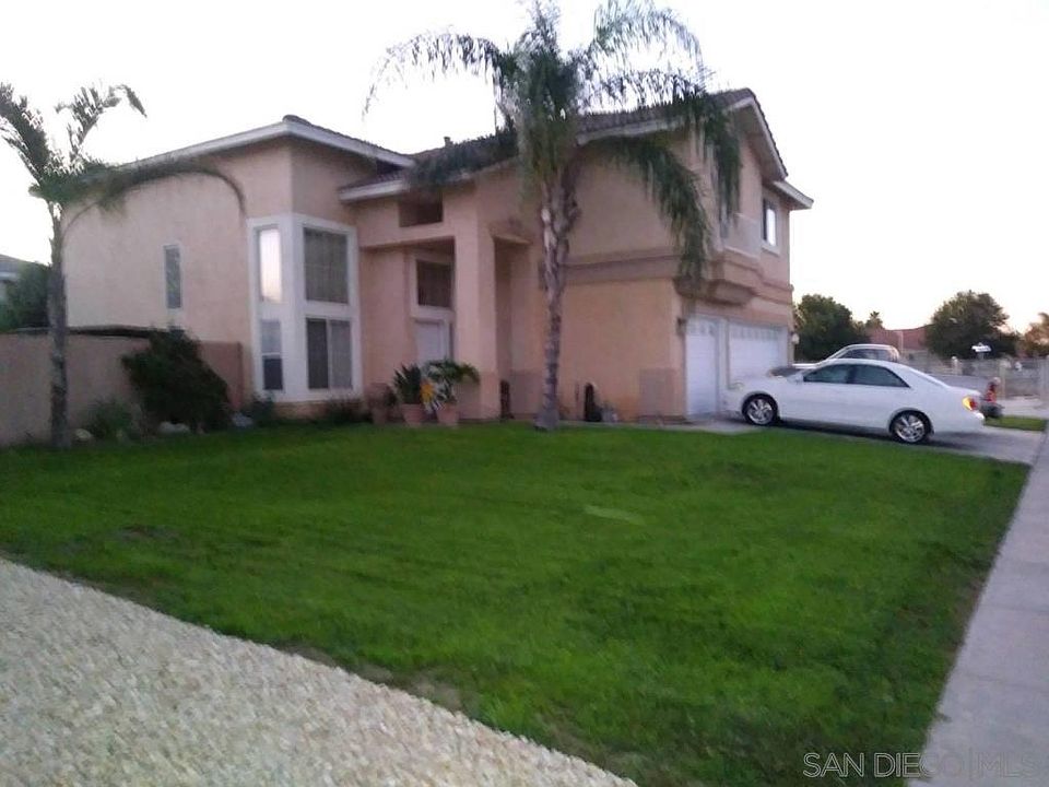 2nd image of 640 Cawston Ave