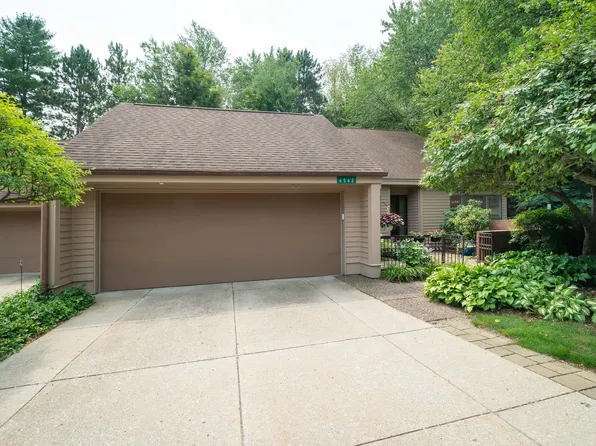 6562 Glaston Ct SE, Grand Rapids, MI 49546