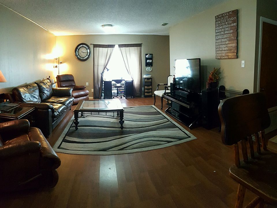 2nd image of 16060 Pawnee Dr
