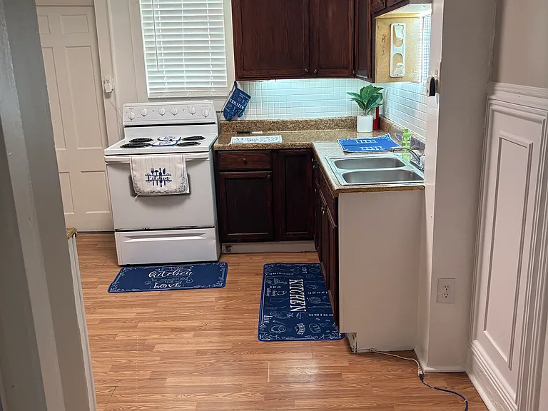 18 Cotton Pl — Photo 5