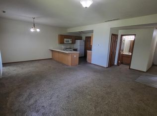 407 Morning Cloak St UNIT 4, Roscoe, IL 61073