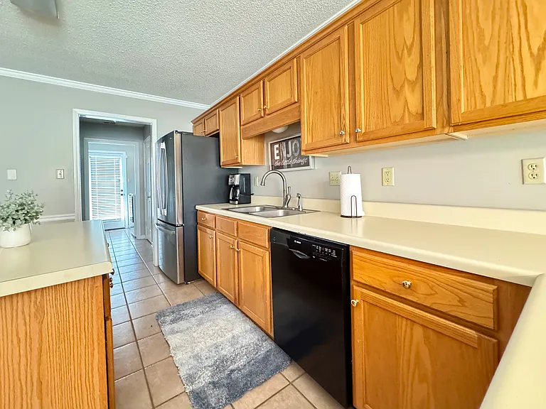 6140 Tamara Cv — Photo 8