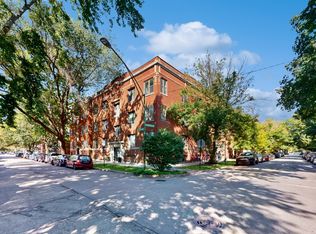 1902 W Byron St #1, Chicago, IL 60613