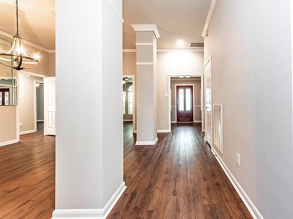 5th image of 506 Clear Creek Meadows Dr