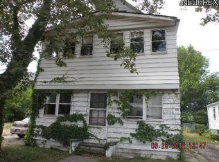 825 Wayside Rd, Cleveland, OH 44110