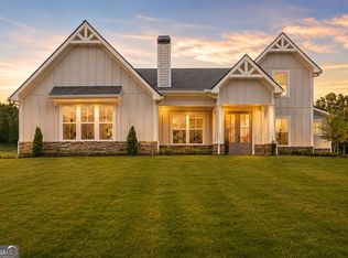 77 Maney Dr, Statham, GA 30666