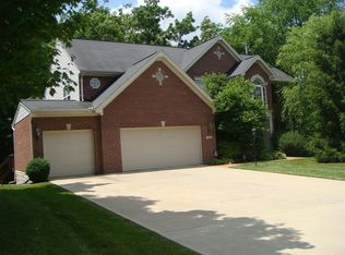 5725 White Birch Ln, Middletown, OH 45044