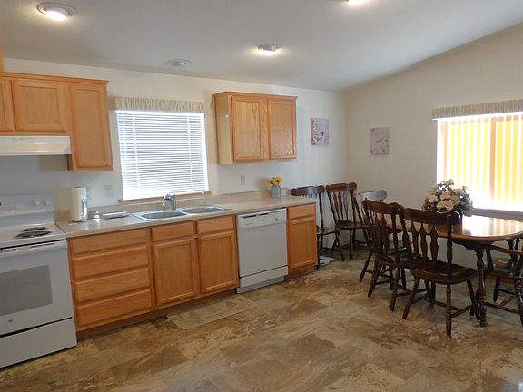 5th image of 1824 N Grady Ln