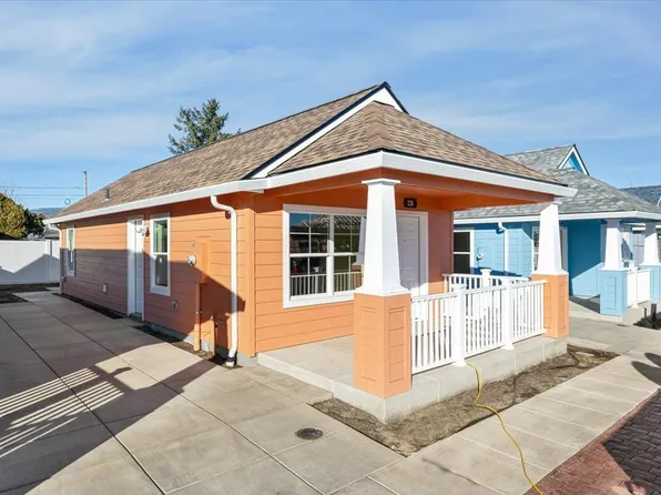 128 Esperanza Ct Lot 11, Medford, OR 97501