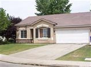 9414 Sumatra Ave, Bakersfield, CA 93311