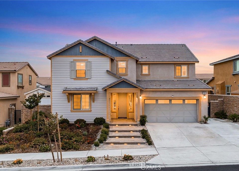 1st image of 5562 Royal Oaks Way