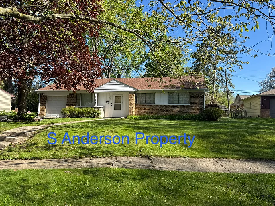 4124 Buckingham Dr