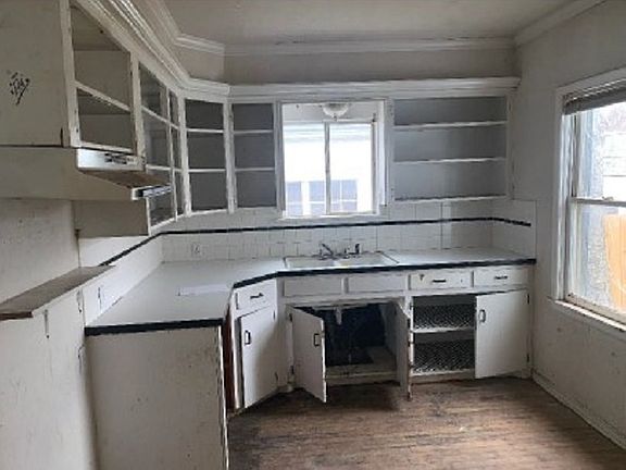 5th image of 1207 NW Dearborn Ave