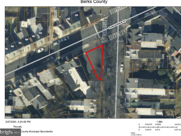 646 Bingaman St, Reading, PA 19602