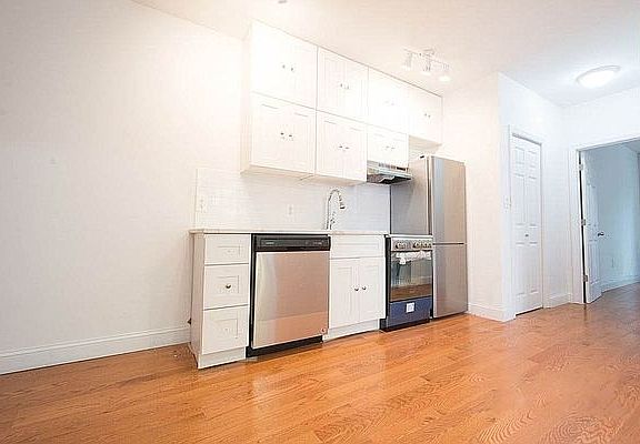 3rd image of 4140 40th St #2B