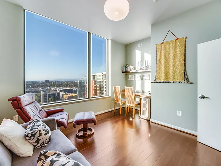 38 N Almaden Blvd #2023 — Photo 13