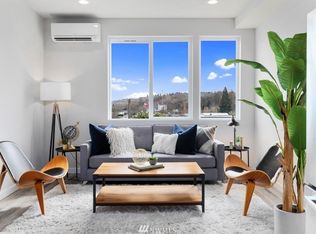 1919 25th Ave S #E, Seattle, WA 98144