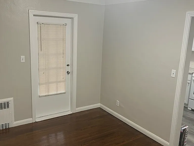 3608 Douglas Rd #2 — Photo 5