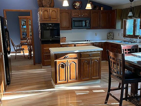 5th image of 6301 Yulewood Cir
