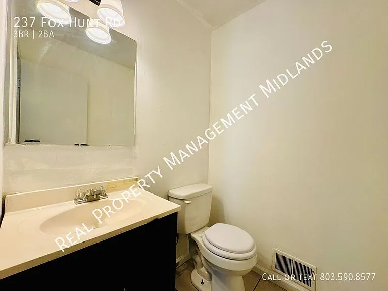 237 Foxhunt Rd — Photo 10