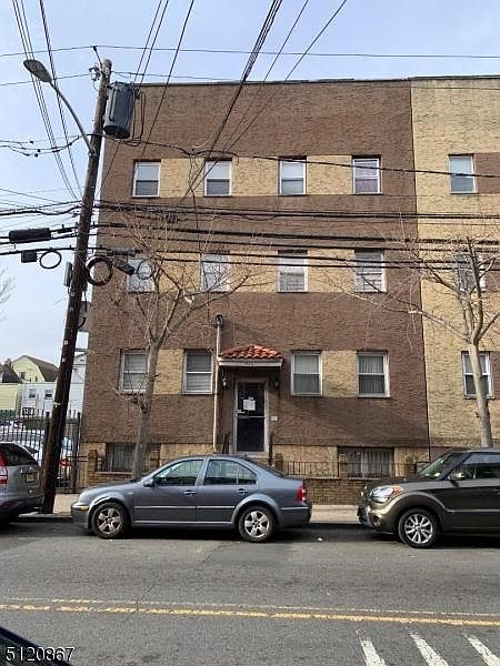 1st image of 600 N 6th St Unit B2