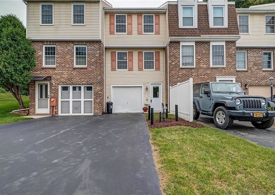 1st image of 4395 Heritage Dr