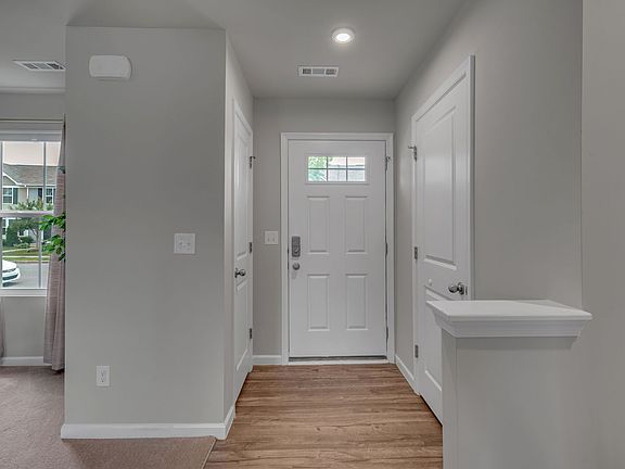 3rd image of 1321 Havenbrook Dr