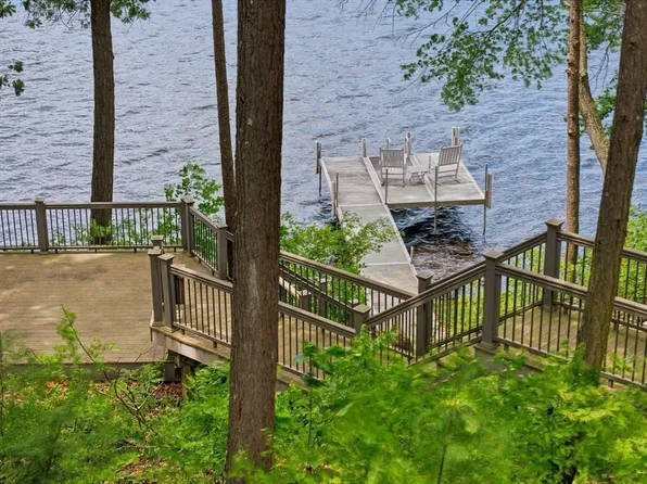 70 Warren Ave, Harvard, MA 01451