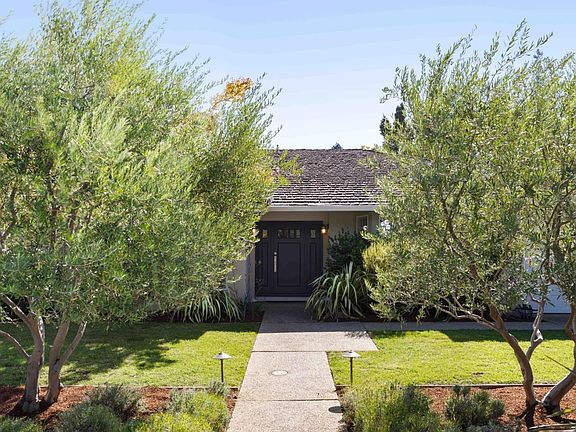 3rd image of 440 San Domingo Way
