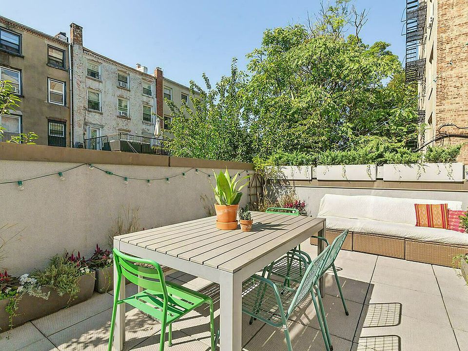 1st image of 264 Cumberland St APT 7