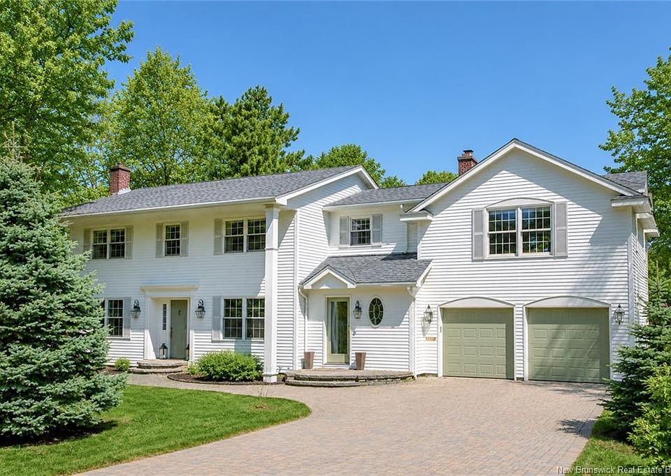 1st image of 76 Park Dr