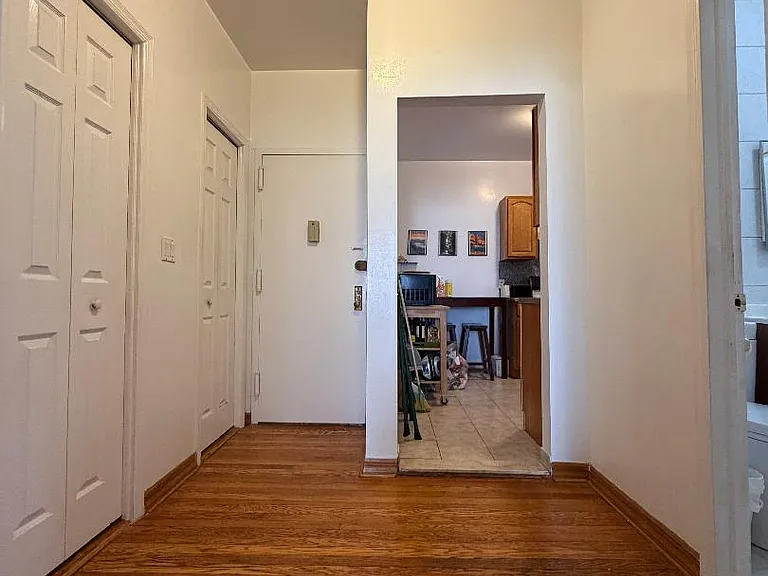 20-55 29th St #3R — Photo 5