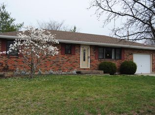 905 Collier Ln, Fulton, MO 65251