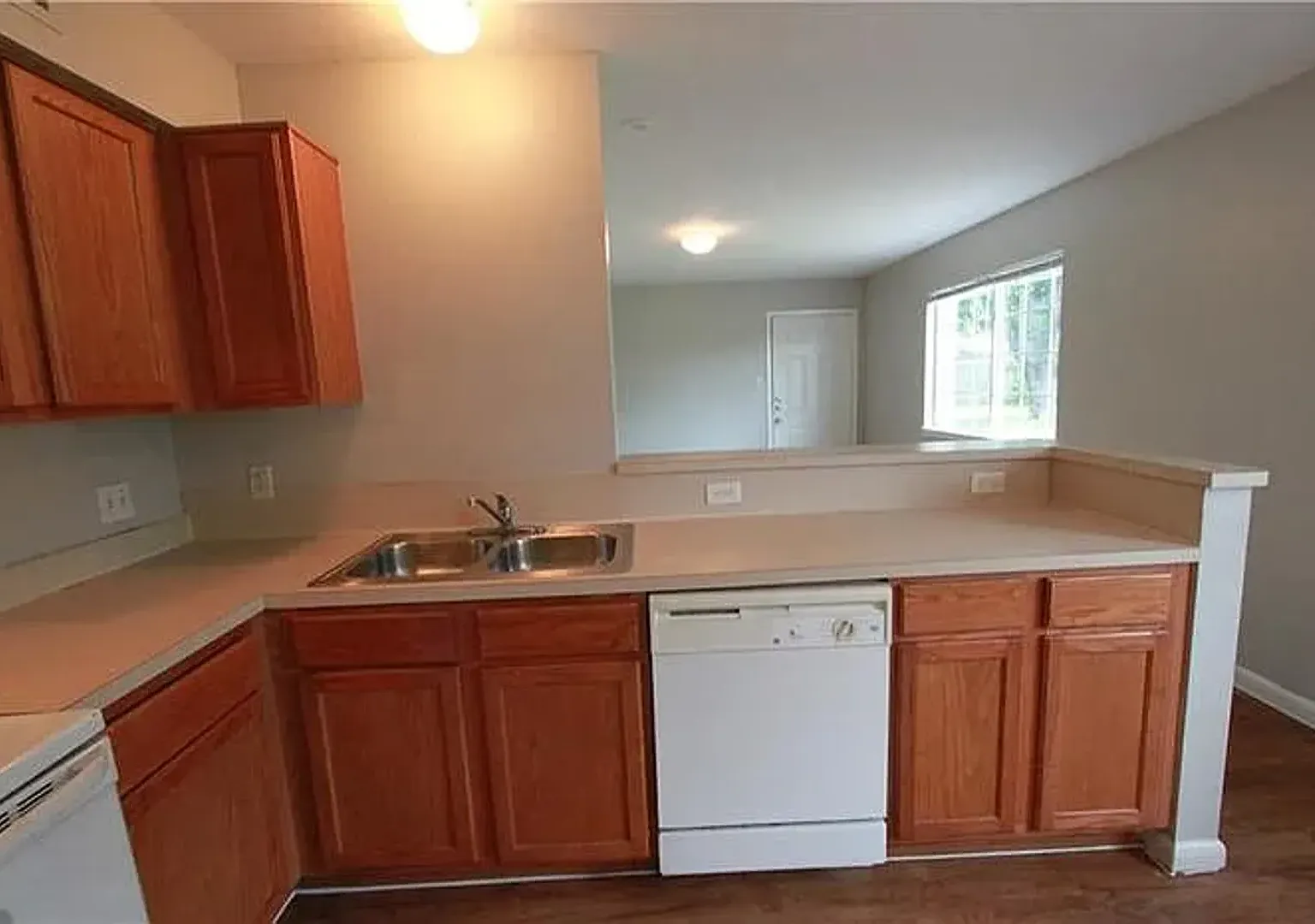 7206 Twin Crest — Photo 3