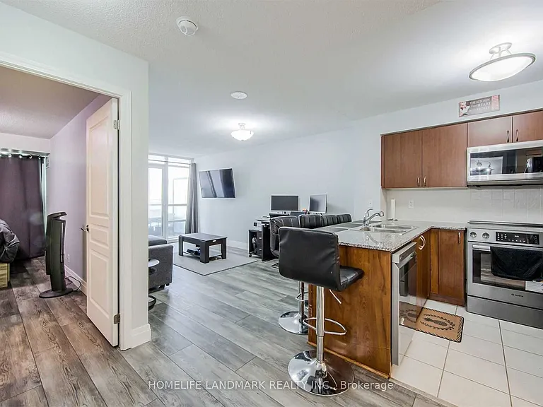 55 S Town Centre Blvd #209 — Photo 5