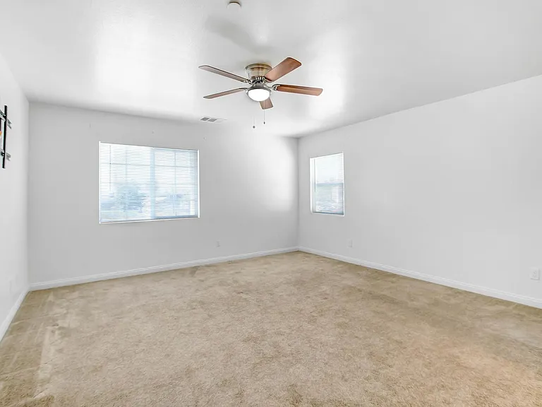 504 Villa Way — Photo 9