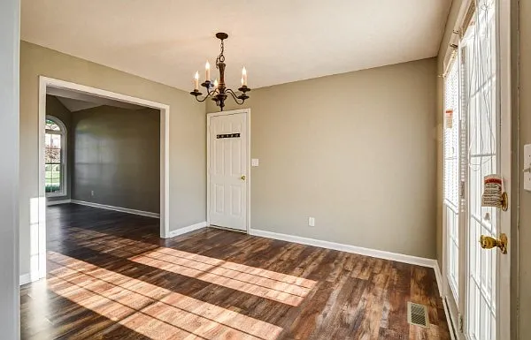 1634 Windriver Rd — Photo 9