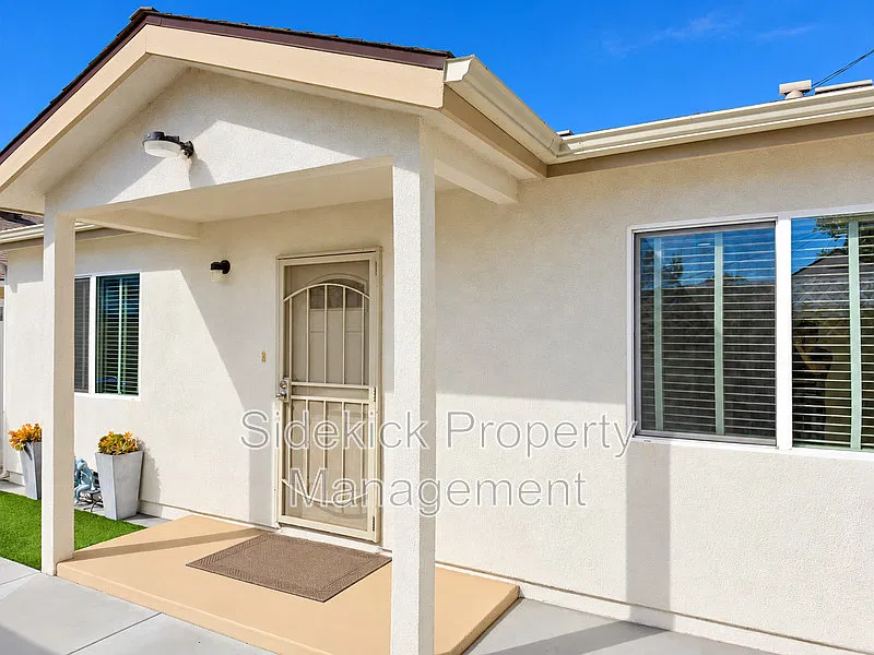 2 bed, 2.0 bath, 960 sqft, $2,950 — Photo 2