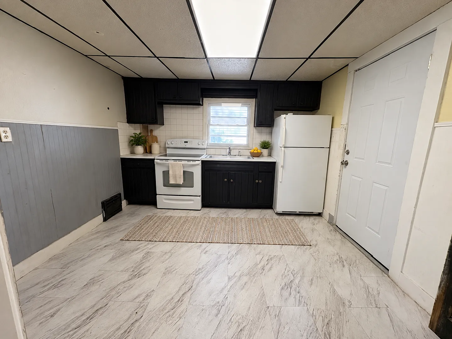 3-Bedroom Akron Home with a Covered Front Porch | Pets Welcome — Photo 3