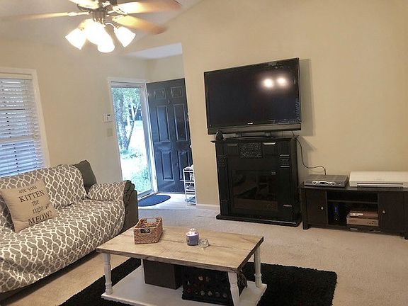 3rd image of 103 Brazington Ct