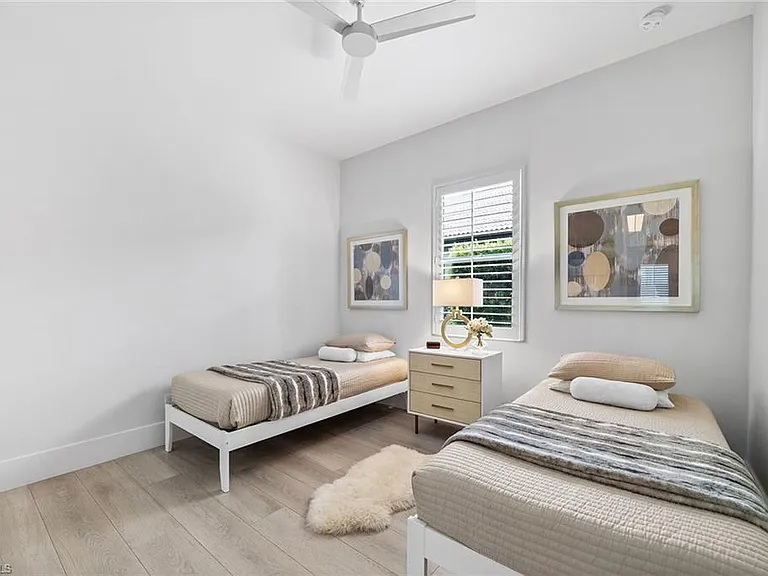 6597 Caldecott Dr — Photo 23