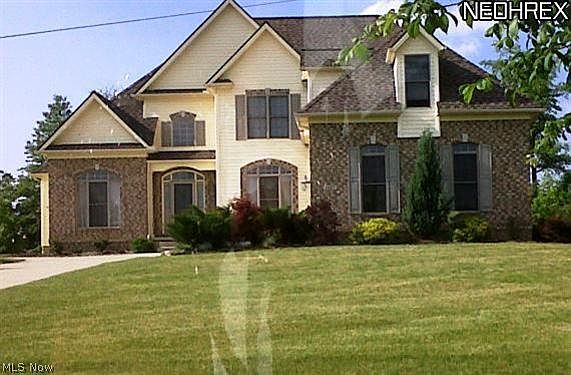1st image of 8967 Chinaberry Cir N