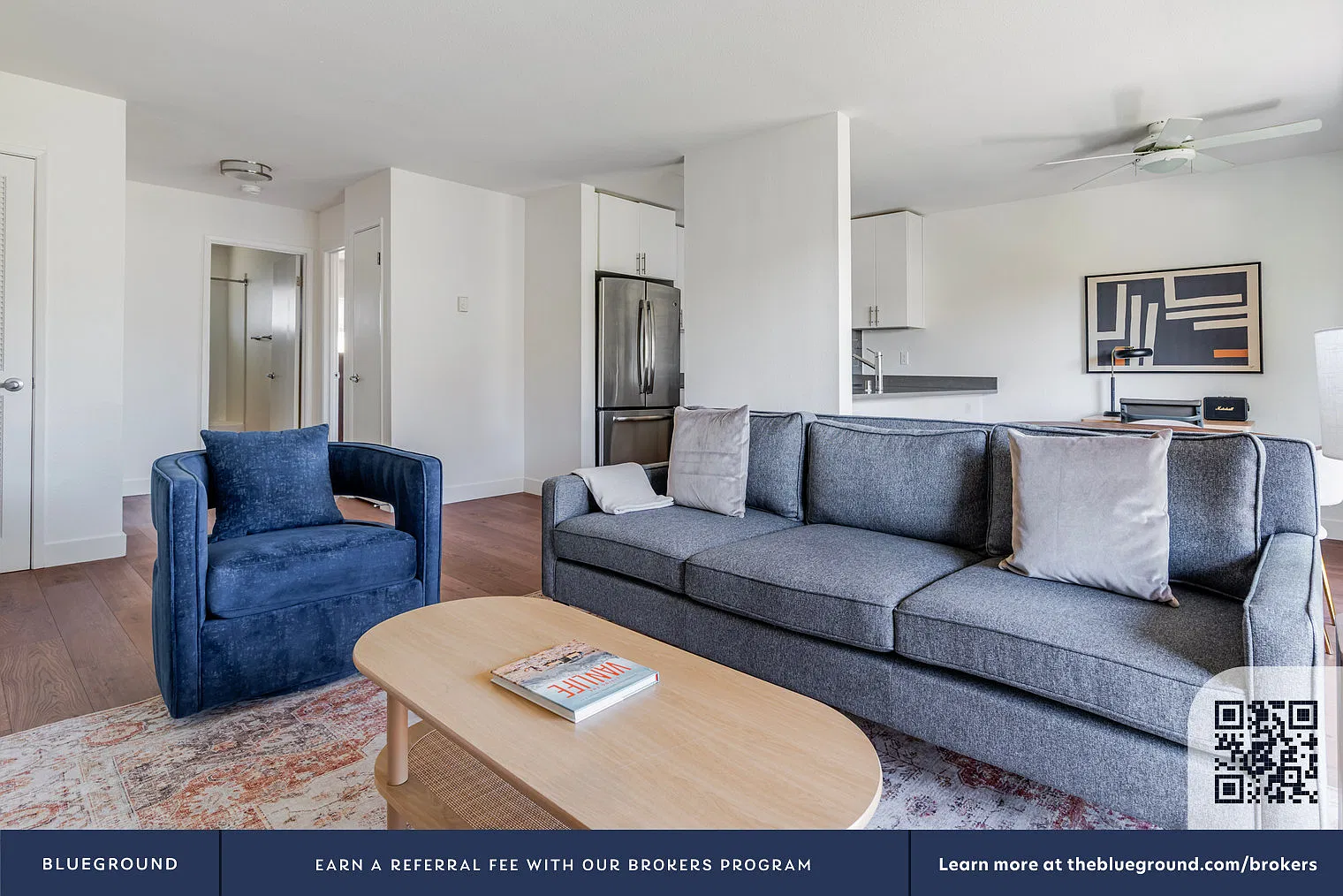 2 bed, 2.0 bath, 960 sqft, $6,120 — Photo 3