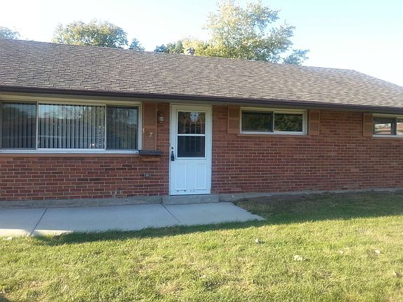 4th image of 3879 Waterbury Dr